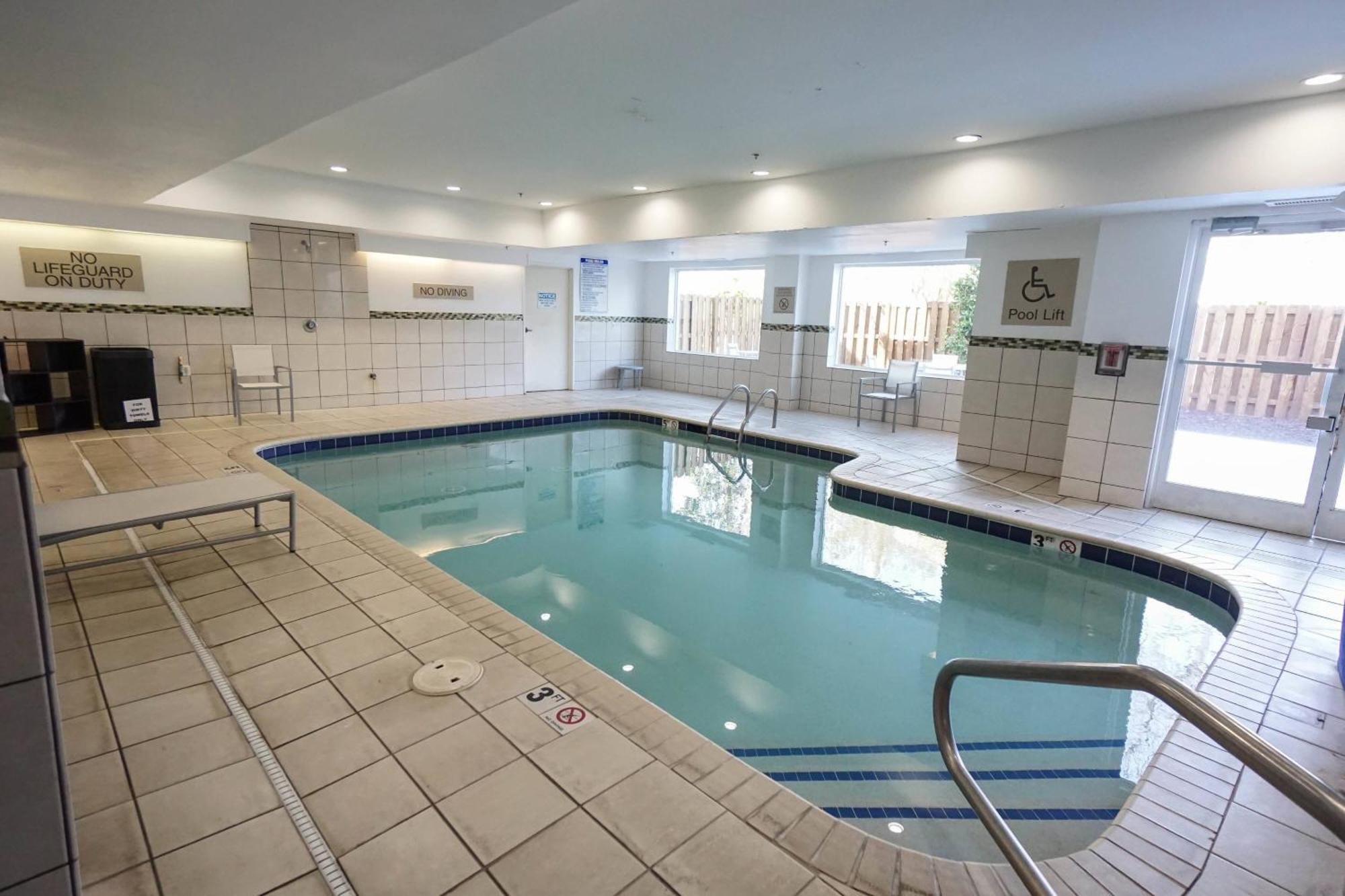 Springhill Suites By Marriott Savannah Midtown Esterno foto