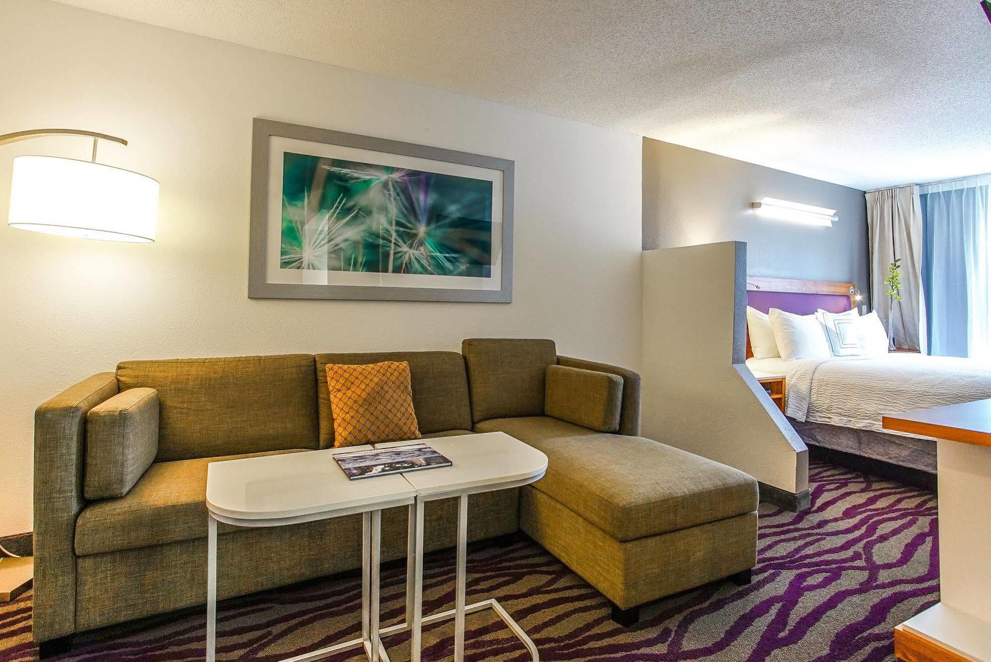 Springhill Suites By Marriott Savannah Midtown Esterno foto